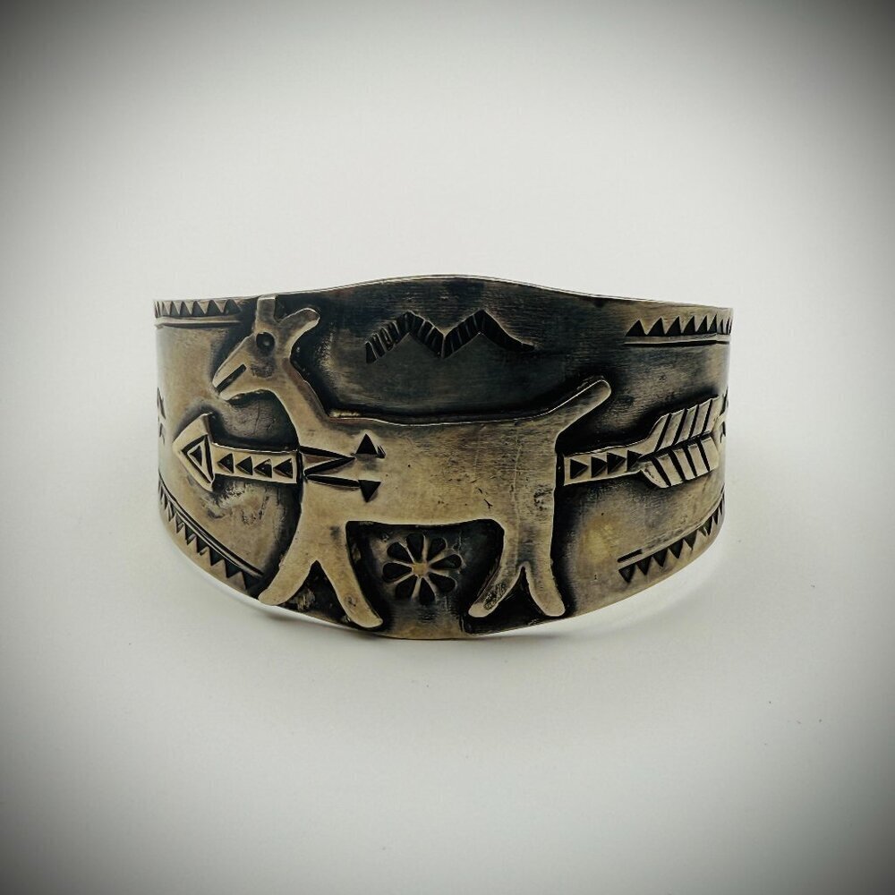 Vintage Navajo-Style Sterling 925 Harvey-Style Deer & Arrows Cuff 7" (50g)